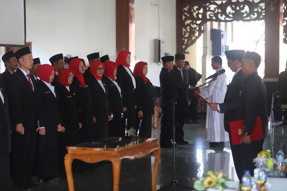 Pj Bupati Pamekasan Lantik Pengawas Sekolah Madura Today