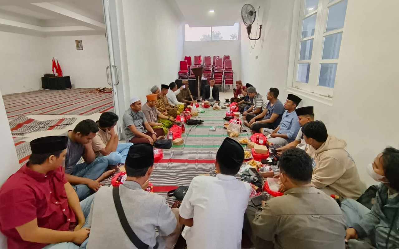 Sahabat Abe Jatim Buka Puasa Bersama Jurnalis di Sumenep