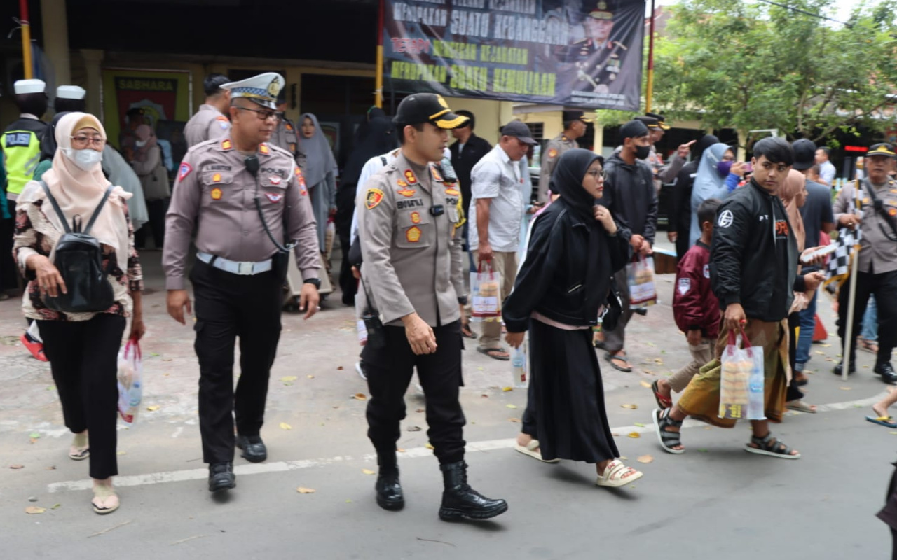 Kapolres Kembali Berangkatkan Balik Mudik Gratis Sumenep-Surabaya