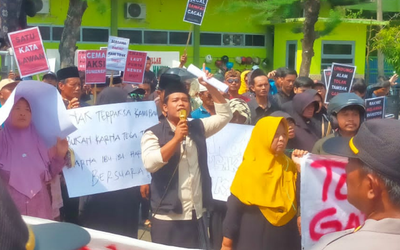 Bupati Sumenep Didesak Periksa dan Audit Kades Gersik Putih