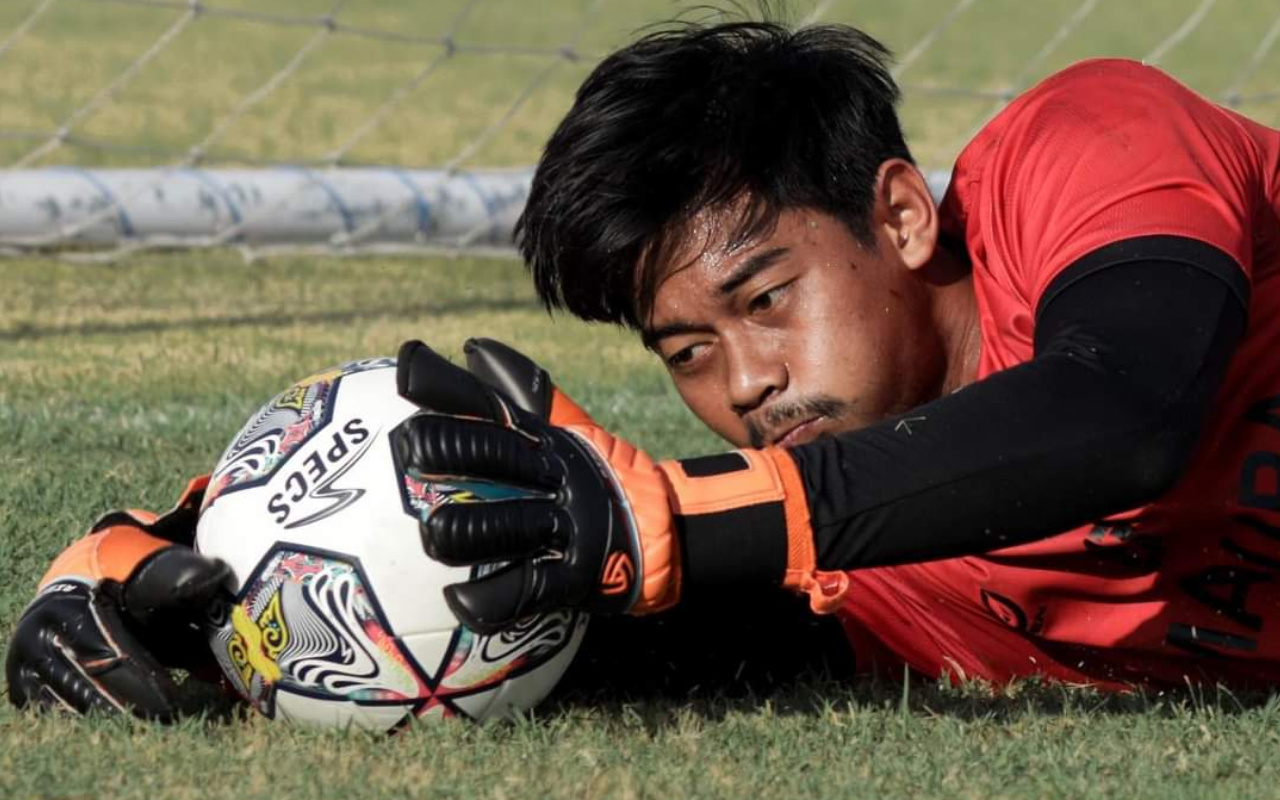 Kental Aroma Brazil, Ini Sosok Pelatih Kiper Madura United