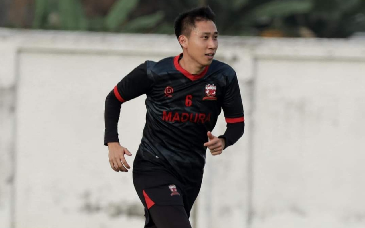 Lee Yu Jun Mendadak Hengkang dari Madura United, Ada Apa?