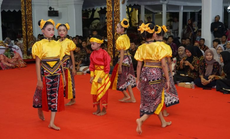 Melihat Festival Musik Tradisional Klenengan Dolanan di Sumenep