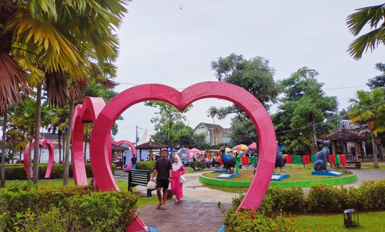 Taman Bunga dan Tajamara, Tempat Ngabuburit Keren dan Kece di Sumenep