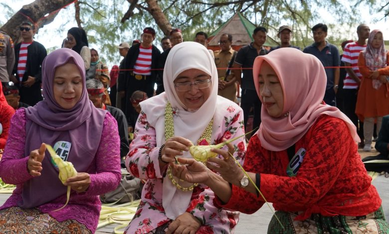 3 Manfaat Festival Ketupat 2024 di Pantai Lombang Sumenep