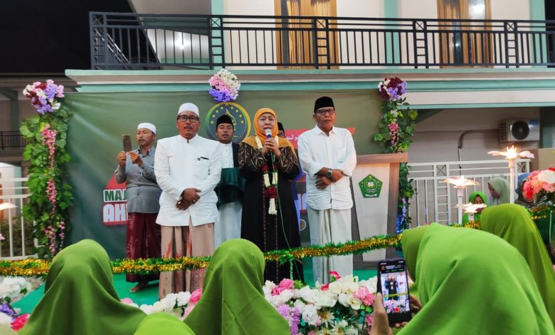 Ketum PP Muslimat NU Hadiri Launching Majelis Dzikir Ahbabul Musthofa