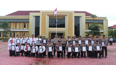 28 Polisi Sumenep Terima Penghargaan Atas Keberhasilan Ungkap Kasus